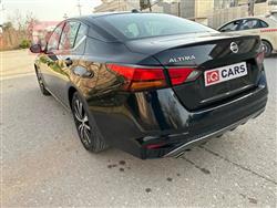 نيسان ألتيما